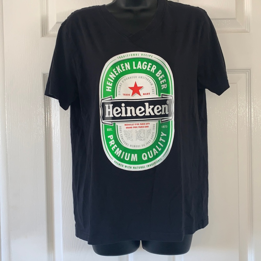 Heineken Medium V-Neck Black Graphic Tee EUC
